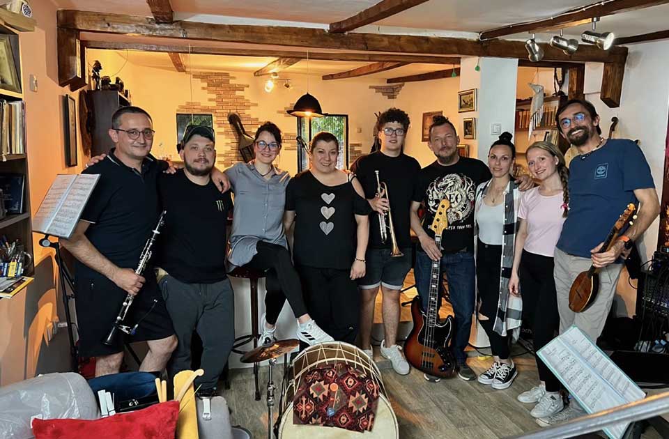 VIDEO: „Štogod“ sprema veče za pamćenje – balkanske melodije osvojiće Zrenjanin VIDEO: „Štogod“ sprema veče za pamćenje – balkanske melodije osvojiće Zrenjanin
