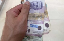Zrenjaninci imaju najveće plate u okrugu, ali i dalje zaostaju za republičkim prosekom