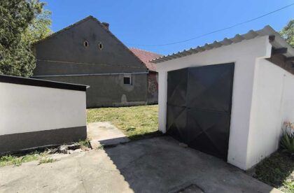 petoiposobna kuća na lesnini