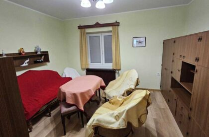 prizemna trosobna kuća u centru zrenjanina