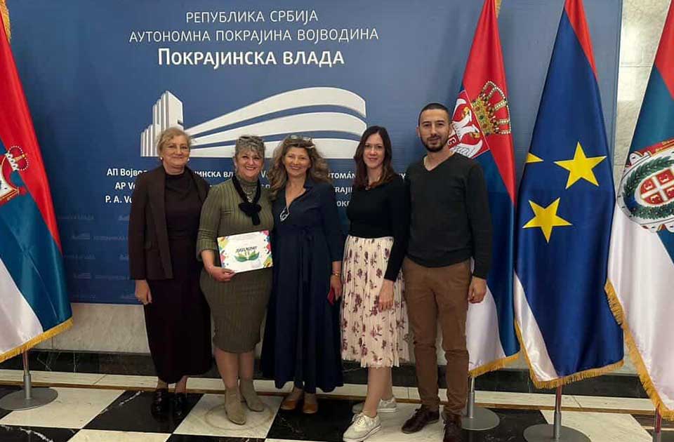 Za čistije i zelenije škole u Vojvodini: Priznanje i za OŠ „1. oktobar“ iz Botoša Za čistije i zelenije škole u Vojvodini: Priznanje i za OŠ „1. oktobar“ iz Botoša
