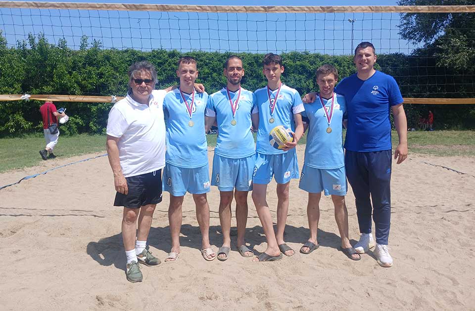 hendi sport odbojka na pesku
