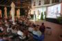 Nezaboravno veče u Gradskoj bašti: Francuski film i vrhunski sirevi privukli brojne posetioce
