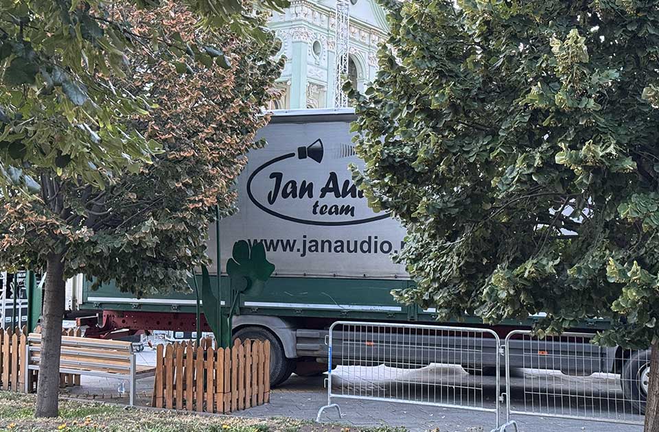 Muzički program „Dana piva“ skuplji nego lane: Grad plaća 35,7 miliona dinara Muzički program „Dana piva“ skuplji nego lane: Grad plaća 35,7 miliona dinara