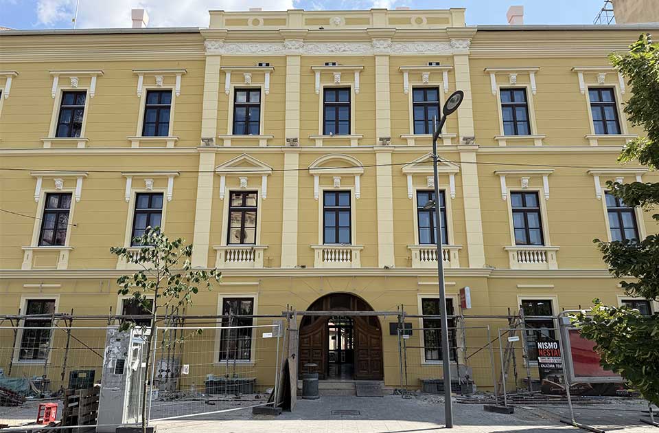 narodno pozorište toša jovanović zrenjanin