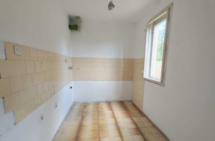 spratna porodična kuća na bagljašu