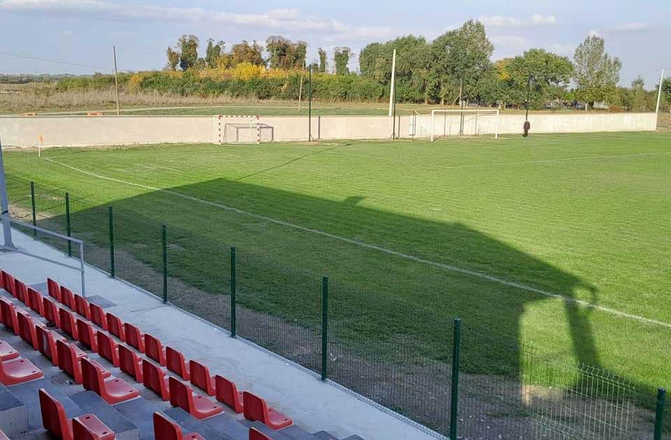 SRCE tvrdi da su radovi na memorijalnom centru u Knićaninu zaustavljeni zbog političkih ucena SRCE tvrdi da su radovi na memorijalnom centru u Knićaninu zaustavljeni zbog političkih ucena