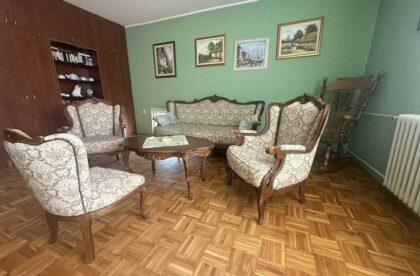kuća sa bazenom na bagljašu