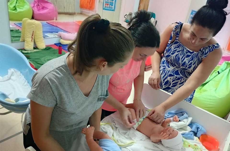 Dom zdravlja Zrenjanin pruža podršku trudnicama i porodiljama Dom zdravlja Zrenjanin pruža podršku trudnicama i porodiljama