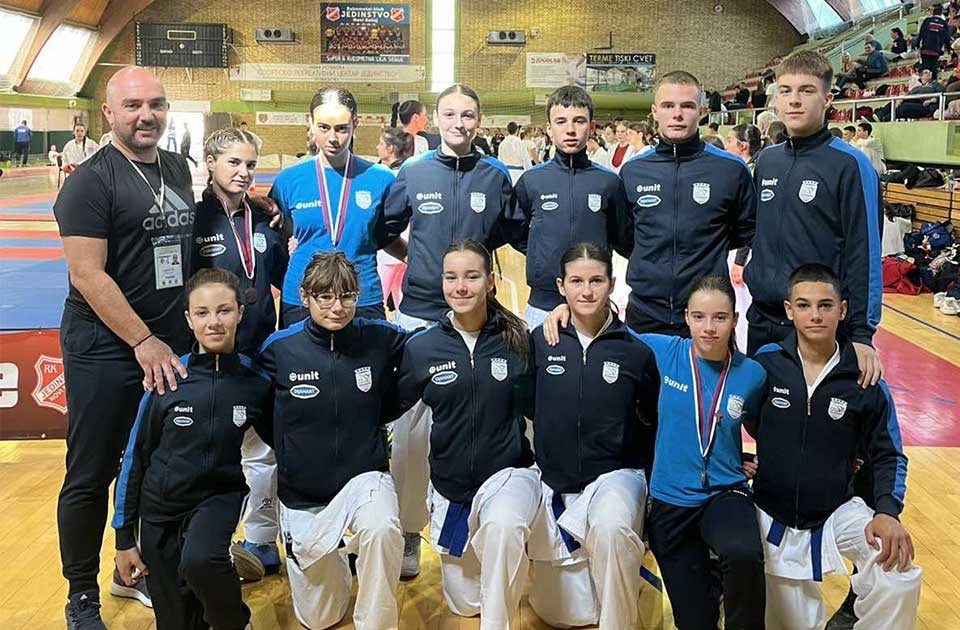 Posle letnje pauze odmah 11 medalja: Karatisti Zrenjanina osvojili četiri titule prvaka Vojvodine