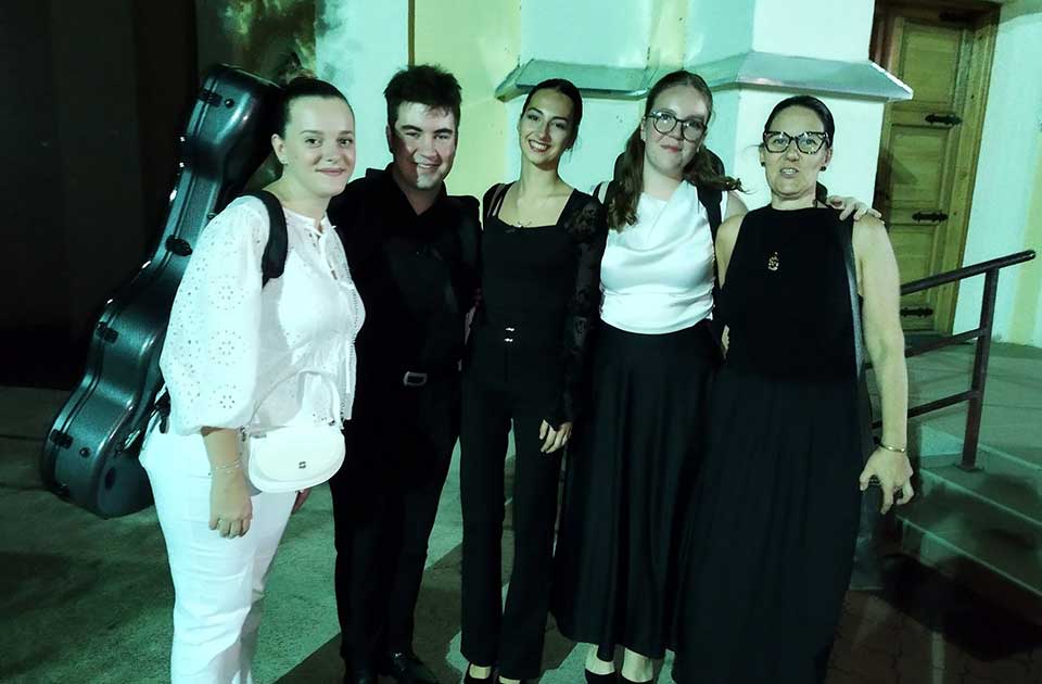 Mužlja u znaku klasične muzike: Mladi umetnici priređuju koncert u Katoličkoj crkvi Mužlja u znaku klasične muzike: Mladi umetnici priređuju koncert u Katoličkoj crkvi