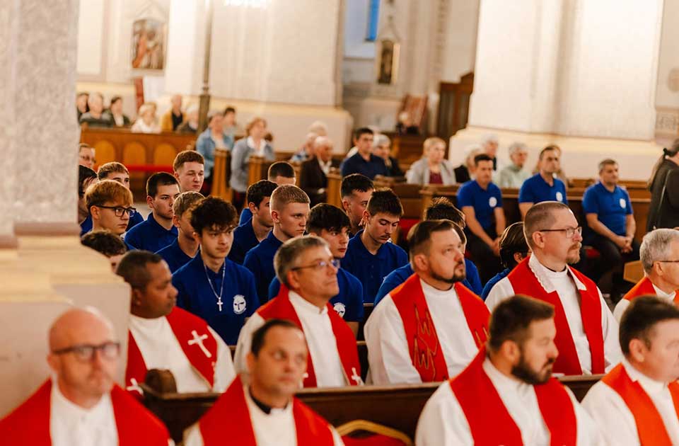 FOTO: Proslavljen praznik Svetog Gerarda, zaštitnika Zrenjaninske biskupije FOTO: Proslavljen praznik Svetog Gerarda, zaštitnika Zrenjaninske biskupije